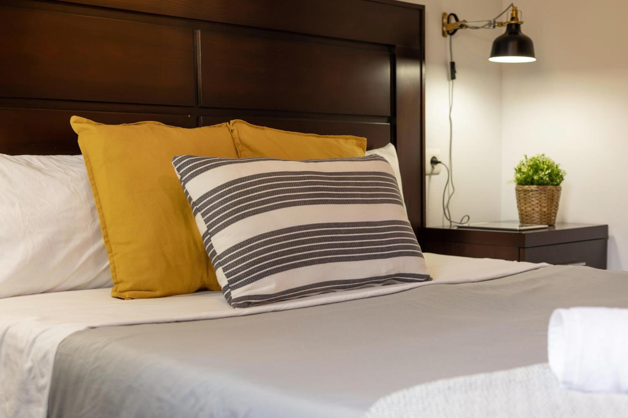 La Cala Del Moral Nordik Apartments Village - La Cala "Raseborg" מראה חיצוני תמונה